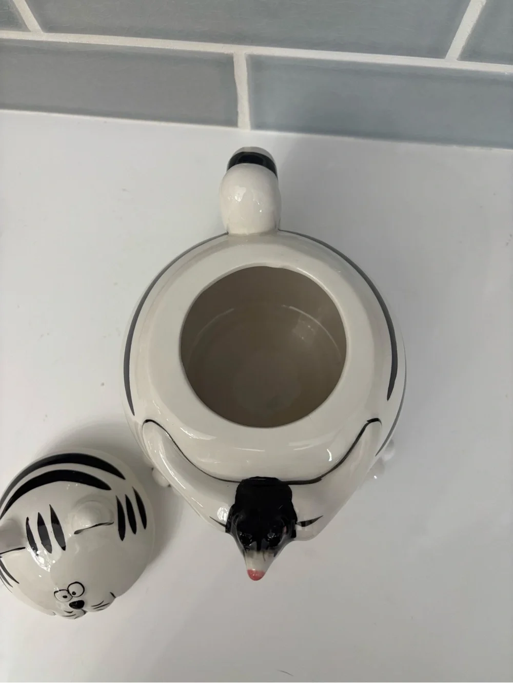 Pier 1 Imports Fat Cat Teapot